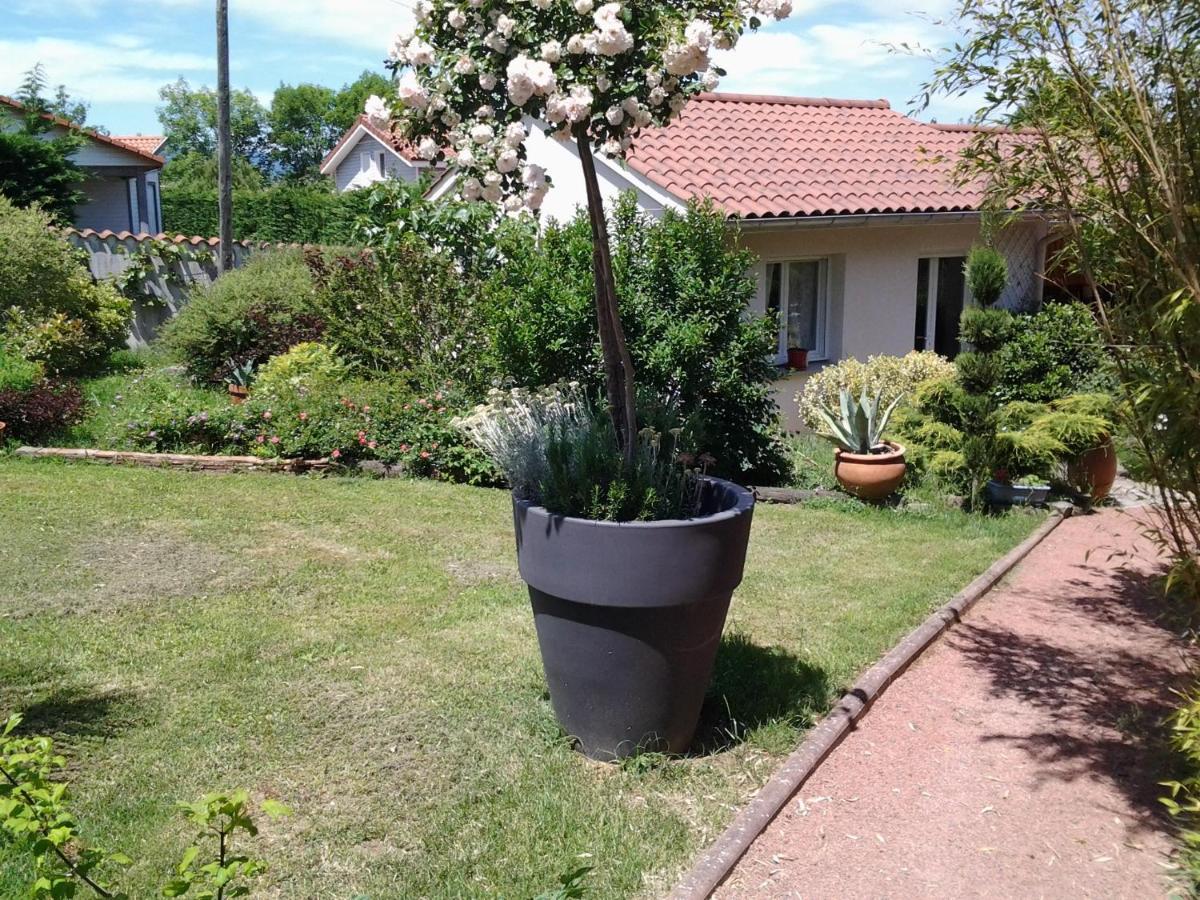 Bed and Breakfast Érable Pourpre Saint-Georges-Haute-Ville Exterior foto
